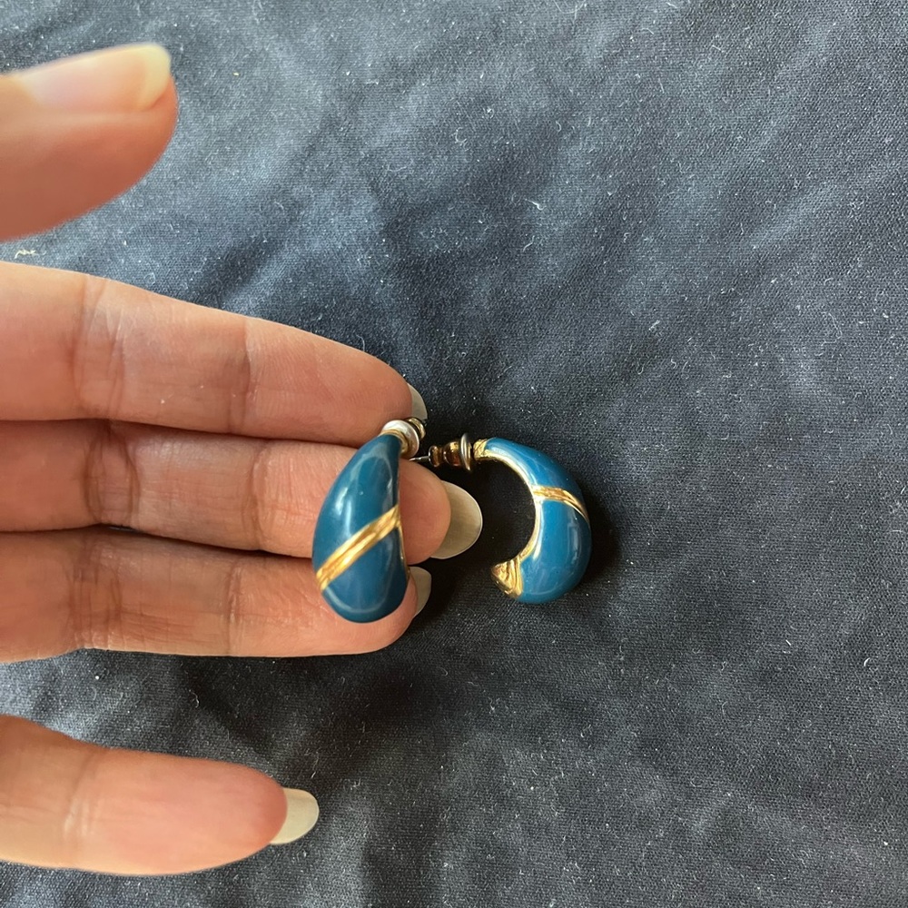 Monet Blue and Gold Teardrop Earrings - Picture 5 of 5